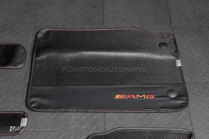 ผ้ารองพื้น ลาย Carbon fiber สำหรับ W464 G-Class ปั๊มโลโก้ AMG สีแดง
