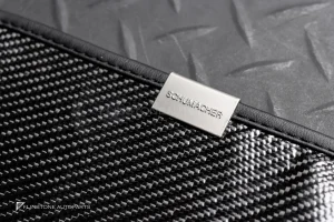 ผ้ารองพื้น ลาย Carbon fiber สำหรับ W464 G-Class ปั๊มโลโก้ AMG สีแดง