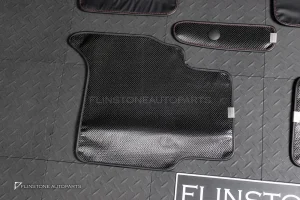 ผ้ารองพื้น ลาย Carbon fiber สำหรับ W464 G-Class ปั๊มโลโก้ AMG สีแดง