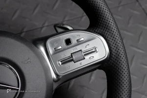 พวงมาลัย Carbon fiber พร้อม Airbag กรอบเงิน หนังดำ ด้ายดำ สำหรับ R172 SLK-Class