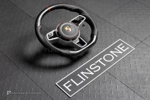 พวงมาลัย Carbon fiber พร้อมAirbag สำหรับ Porsche Cayenne 958 หนังดำ ด้ายแดง