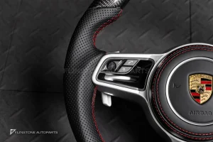 พวงมาลัย Carbon fiber พร้อมAirbag สำหรับ Porsche Cayenne 958 หนังดำ ด้ายแดง
