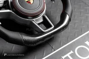 พวงมาลัย Carbon fiber พร้อมAirbag สำหรับ Porsche Cayenne 958 หนังดำ ด้ายแดง