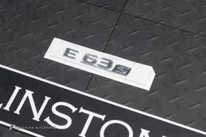 โลโก้ E63s สีโครเมี่ยม