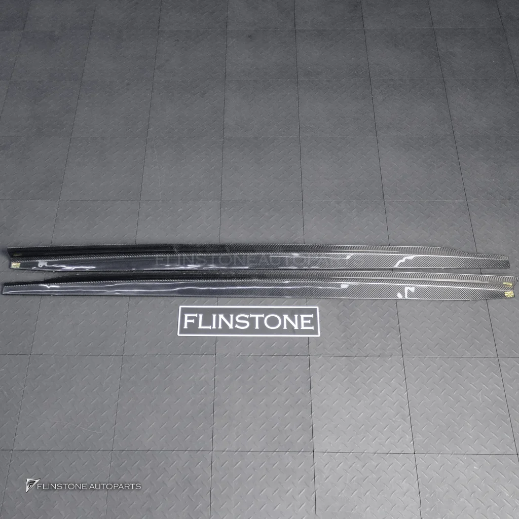 สเกิร์ตข้าง Carbon Fiber BMW F44 Series 2 ทรง Future Design