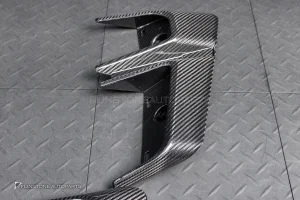 ช่องลมซุ้มล้อ Carbon Fiber W464 G-Class ทรง Brabus งาน Dry carbon
