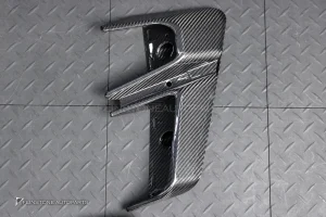 ช่องลมซุ้มล้อ Carbon Fiber W464 G-Class ทรง Brabus งาน Dry carbon