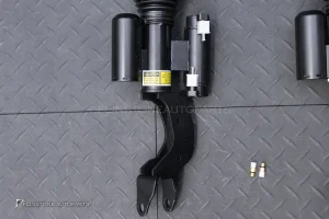 โช๊ค+ถุงลม OEM คู่หน้า 1 คู่ สำหรับ BENZ C257 CLS-Class CLS53 AMG