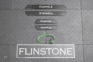 กาบบันได Carbon fiber พร้อมไฟ LED สำหรับ Porsche Cayenne S