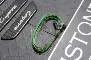 กาบบันได Carbon fiber พร้อมไฟ LED สำหรับ Porsche Cayenne S