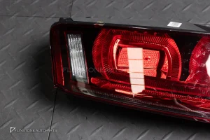 ไฟท้าย Audi R8 แท้ 420945095F 420945096F