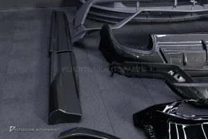 ชุดแต่งรอบคัน LAMBORGHINI URUS ทรง Performanteส่วนกันชนหน้า สำหรับ LAMBORGHINI URUS