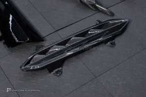 ชุดแต่งรอบคัน LAMBORGHINI URUS ทรง Performanteส่วนกันชนหน้า สำหรับ LAMBORGHINI URUS