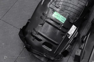 ซับซุ้มล้อ สำหรับ W205 C-Class แท้ A2056903301
