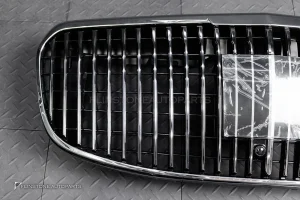 กระจังหน้า W167 GLS-Class ทรง Maybach แบบมีที่ใส่เรดาร์