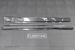สเกิร์ตข้าง Carbon Fiber Porsche CAYENNE E3 ทรง TAKD DESIGN