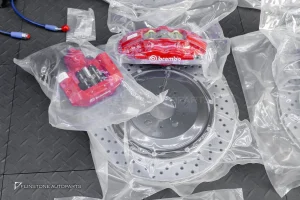 ชุดเบรค Brembo CTS-V ปั๊มสีแดง โลโก้ขาว จานขนาด 380 หน้า – หลัง สำหรับ Model Y Juniper