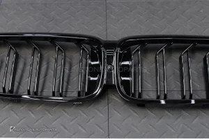 กระจังหน้า สำหรับ BMW G30 Series 5 Per LCi เส้นคู่ สีดำเงา