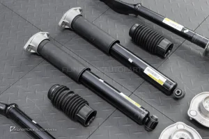 ชุดโช๊ค + เบ้าโช๊ค + ยางกันฝุ่น + ยางกันกระแทก หน้าหลังทั้งหมด ของ W253 GLC-Class แท้ A2533201430