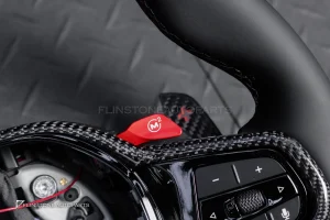 พวงมาลัย พร้อมปุ่ม M1 M2 สำหรับ BMW X6 G06 หนังดำ ด้าย3สี กรอบ Carbon fiber