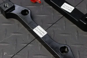 ขาเบรค + สายอ่อนเบรค + ชุดน็อต สำหรับ Porsche 992 Carrera S
