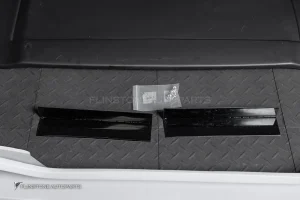 ลิ้นหน้า สำหรับ Porsche Cayenne 958 ทรง Techart