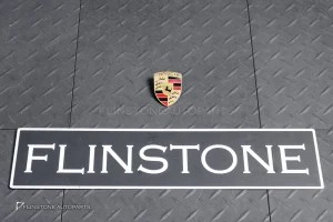 โลโก้ฝากระโปรงหน้า Porsche แท้