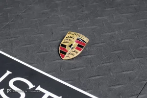 โลโก้ฝากระโปรงหน้า Porsche แท้