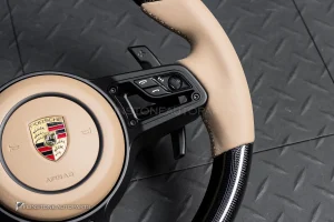 พวงมาลัย Carbon fiber พร้อม Airbag สำหรับ PORSCHE Cayenne 958