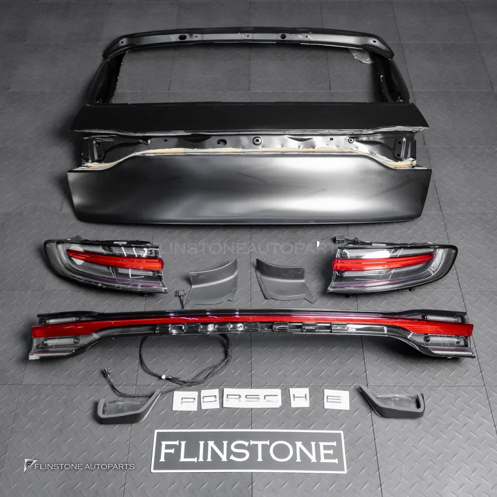 ชุดกันชนหลัง สำหรับ Porsche Macan