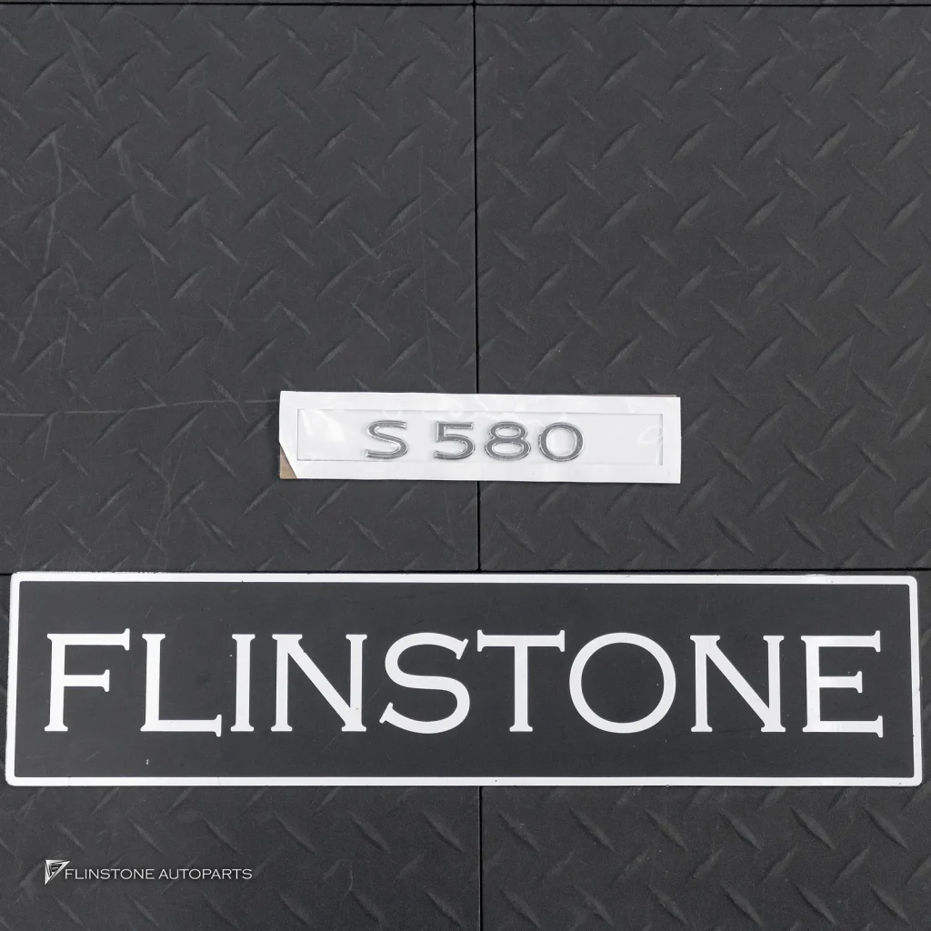 โลโก้ S580 ทรง Maybach ติดท้ายรถ สีโครเมี่ยม