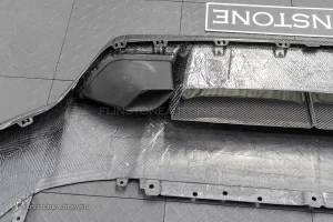 ลิ้นหน้า Carbon fiber สำหรับ PORSCHE CAYENNE 9Y0.1 ทรง Paktecuz สำหรับกันชน Sport Design
