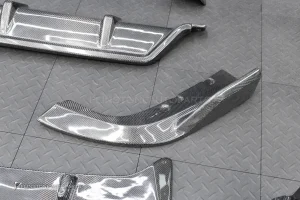 ลิ้นหน้า + ดิฟฟิวเซอร์ + สปอยเลอร์หลังคา Carbon fiber สำหรับ BMW X5 G05 ทรง GT