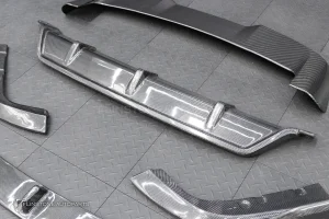 ลิ้นหน้า + ดิฟฟิวเซอร์ + สปอยเลอร์หลังคา Carbon fiber สำหรับ BMW X5 G05 ทรง GT