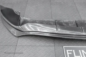 ลิ้นหน้า Carbon fiber สำหรับ W167 GLE-Class Facelift ทรง Larte Design