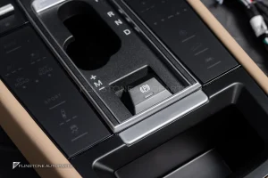 คอลโซลกลางที่เข้าเกียร์ สำหรับ Porsche Cayenne 958
