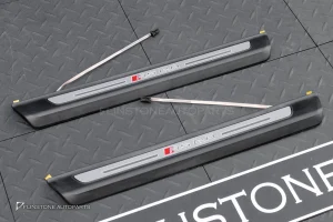 กาบบันได LED สำหรับ Audi ลาย RS Q8