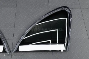 กระจกมุมข้างชิ้นเล็ก สำหรับ Porsche Cayenne 958 แท้