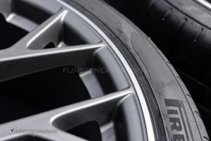 USED ล้อพร้อมยาง สำหรับ Porsche 992 Carrera แท้