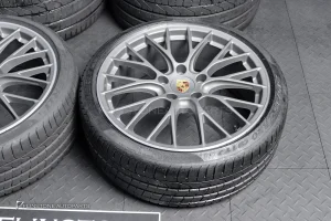 USED ล้อพร้อมยาง สำหรับ Porsche Carrera แท้ 991.1