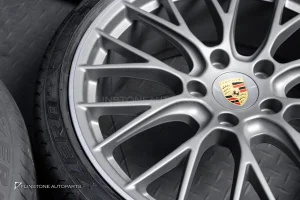 USED ล้อพร้อมยาง สำหรับ Porsche Carrera แท้ 991.1