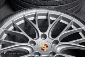 USED ล้อพร้อมยาง สำหรับ Porsche Carrera แท้ 991.1