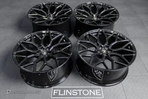ล้อ Custom forged สำหรับ LAMBORGHINI URUS ขอบ 23 5-130 สีดำเงา