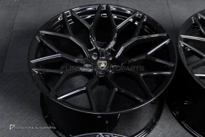 ล้อ Custom forged สำหรับ LAMBORGHINI URUS ขอบ 23 5-130 สีดำเงา