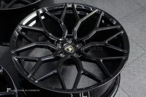 ล้อ Custom forged สำหรับ LAMBORGHINI URUS ขอบ 23 5-130 สีดำเงา