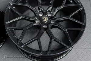 ล้อ Custom forged สำหรับ LAMBORGHINI URUS ขอบ 23 5-130 สีดำเงา