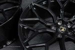 ล้อ Custom forged สำหรับ LAMBORGHINI URUS ขอบ 23 5-130 สีดำเงา