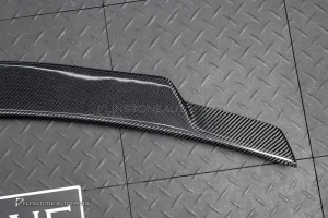 สปอยเลอร์ Carbon fiber สำหรับ W204 C-Class ทรง C74 Renntech