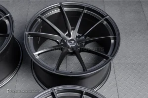 ล้อ Custom Forged สำหรับ Mclaren 720s ขอบ 20 และ ขอบ 21 5-112 สีดำด้าน