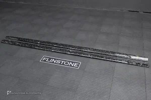 สเกิร์ตข้าง Forged Carbon สำหรับ AUDI RS7 ทรง Future Design